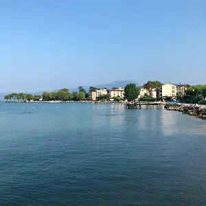 La Chiaretto Apartment